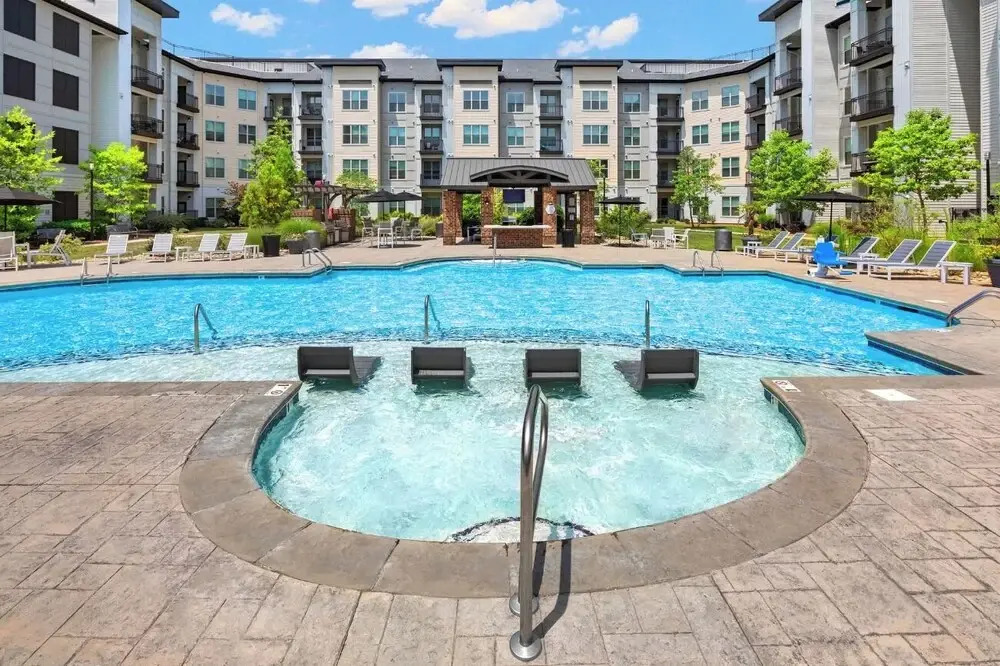 Landing Furnished Apartments - Charlotte Northlake