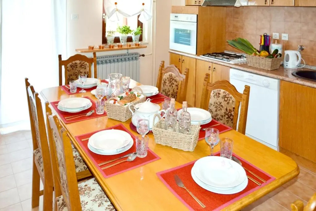 Apartment with 2 bedrooms in Klis with wonderful mountain view furnished balcony and WiFi 10 km from the beach