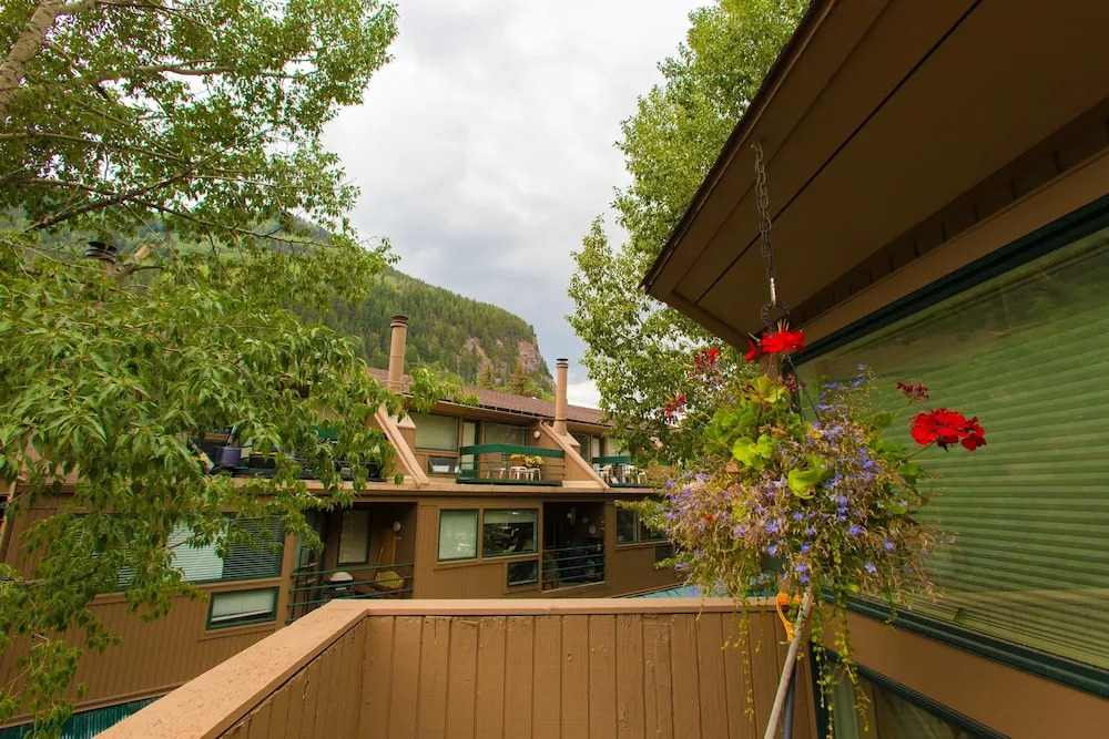 Gorgeous 2 Bedroom Sanctuary With Hot Tub