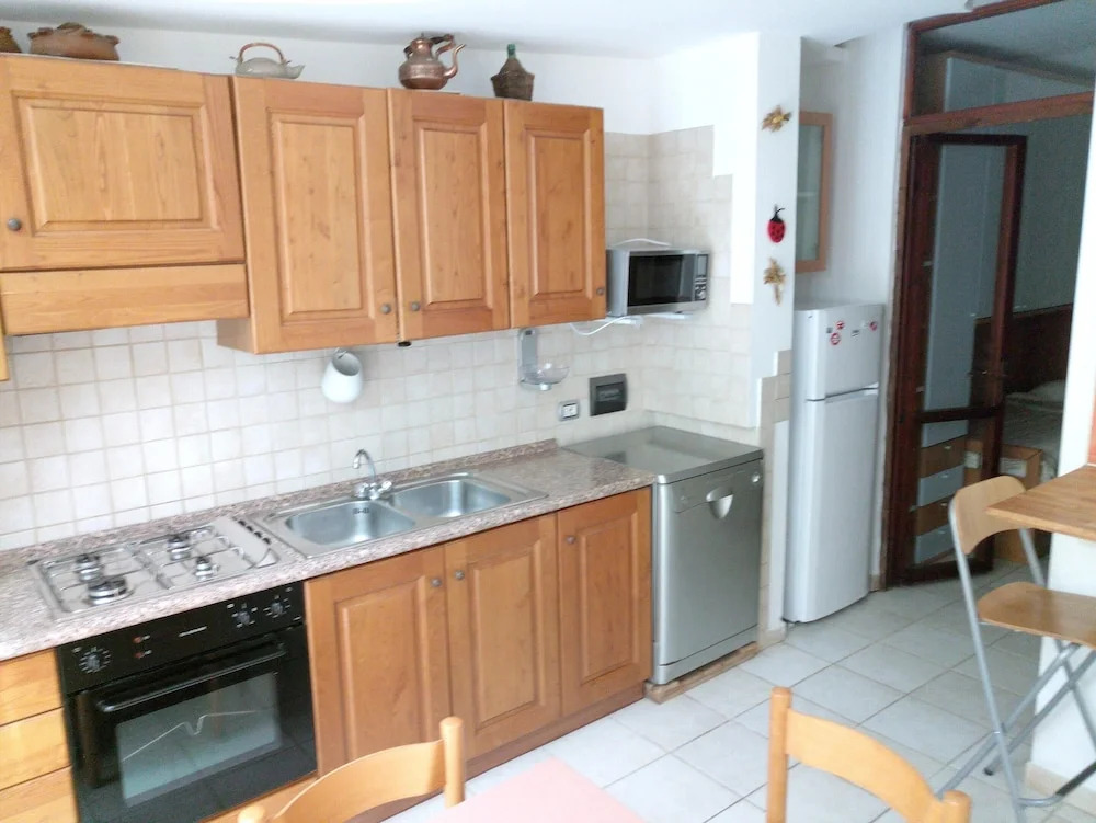 House With 3 Bedrooms in Quartu Sant'elena, With Furnished Terrace - 2
