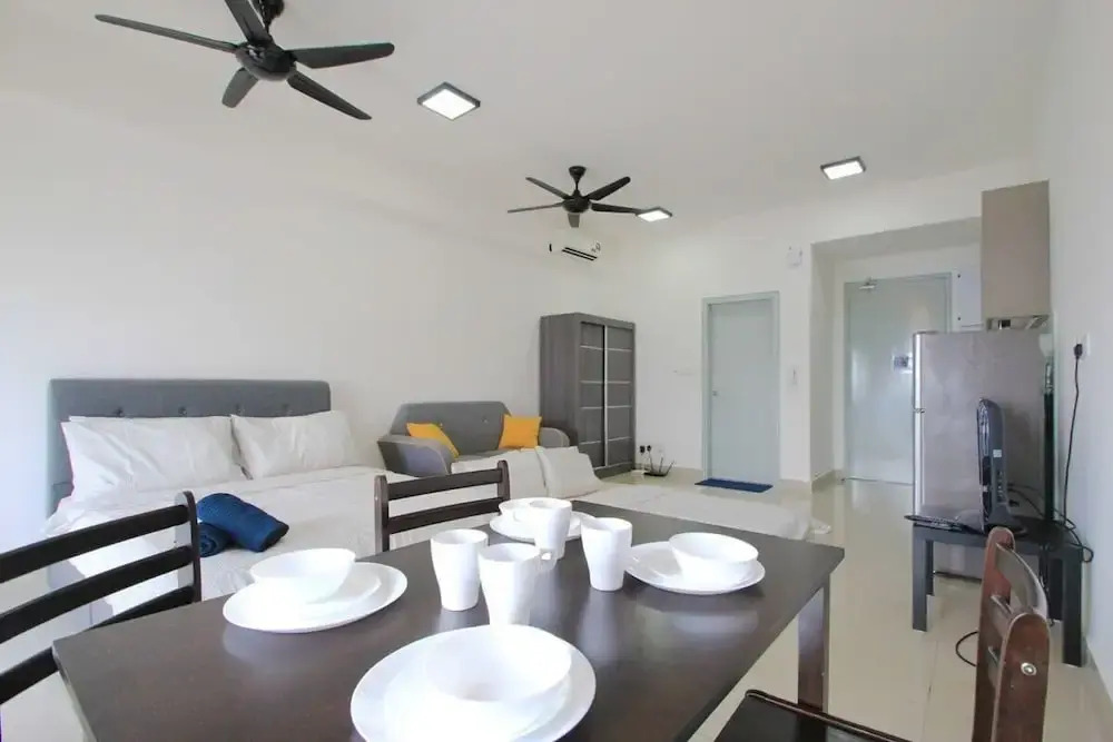 A Lovely, Utropolis Studio Near Kdu, Free Parking