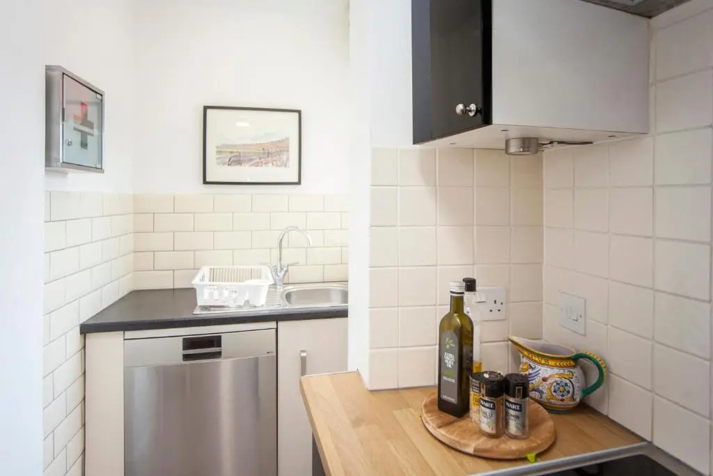 The Roof Terrace Maisonette - City Centre (BSM)