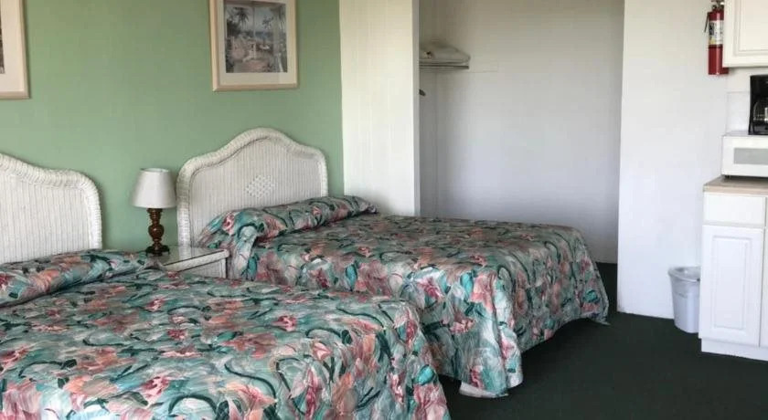 Gold Crest Motel