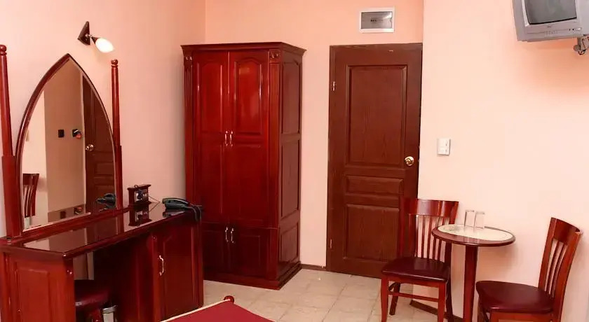 Hotel Nikos