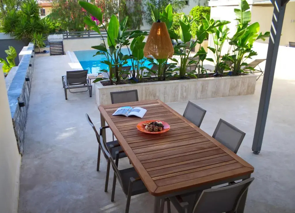 Levon Villa Hotel