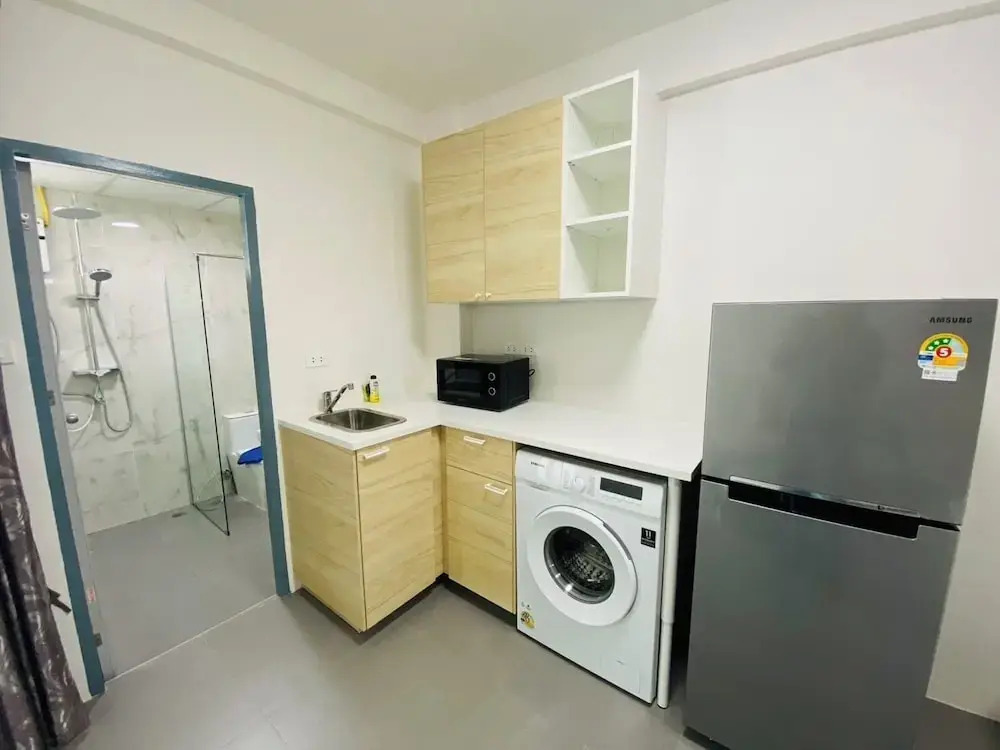 9 Karat Condo by PSR