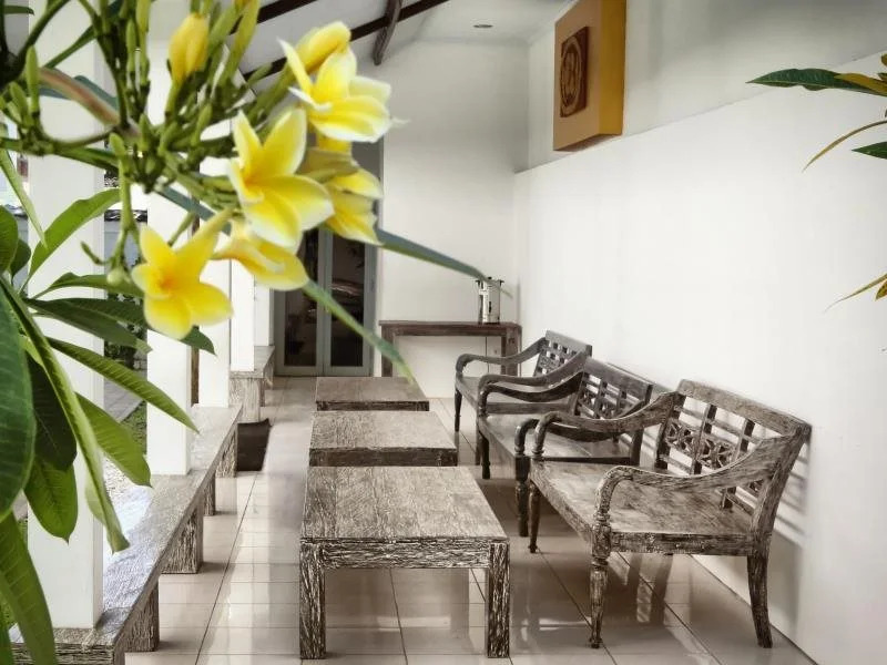 Patrisia Hotel