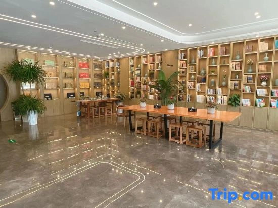 Jingguo Hotel (Pingdingshan Zhongyu World City Branch)