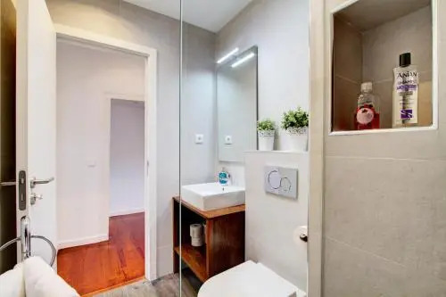 Great Duplex Apartment in Alfama with AC