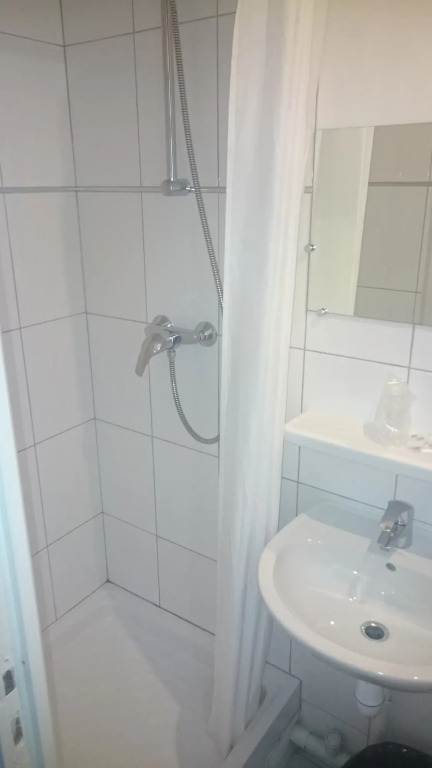 Отель Acacia
