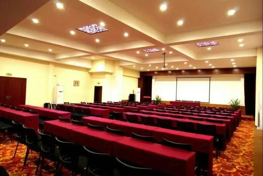 Jinyi Holiday Hotel