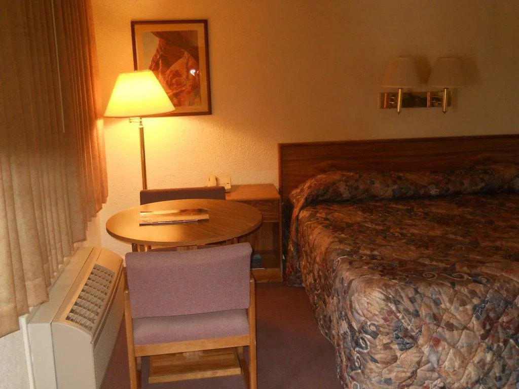Tomahawk Lodge
