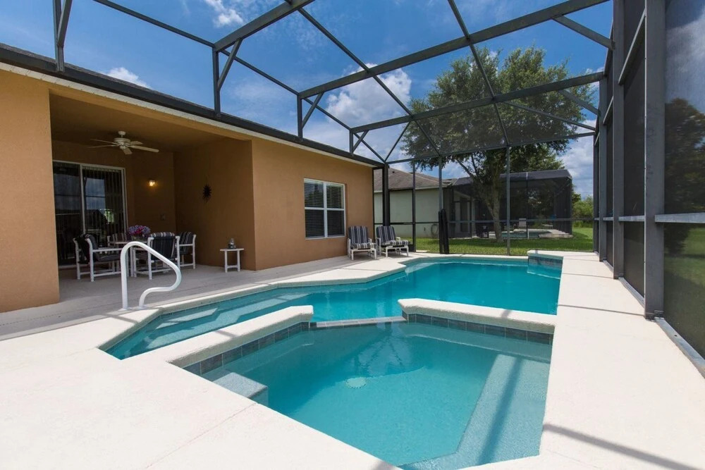 Beautifully Furnished Executive Home on Gated Community Near Disney and Champions Gate - 388