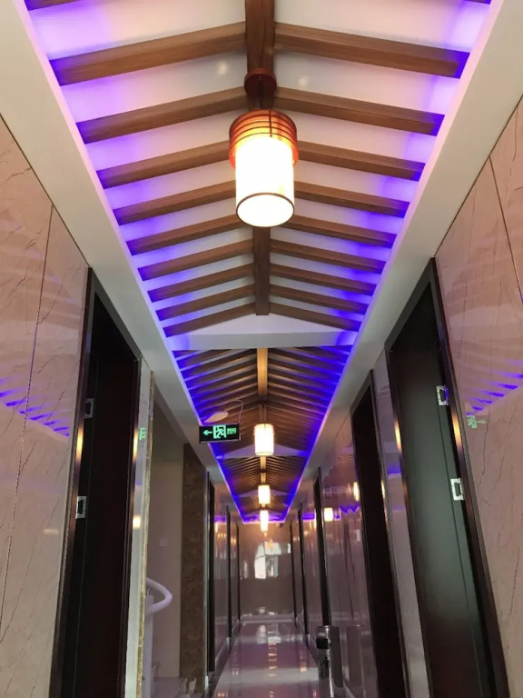 Chang Xing Yuan Zhong Hotel