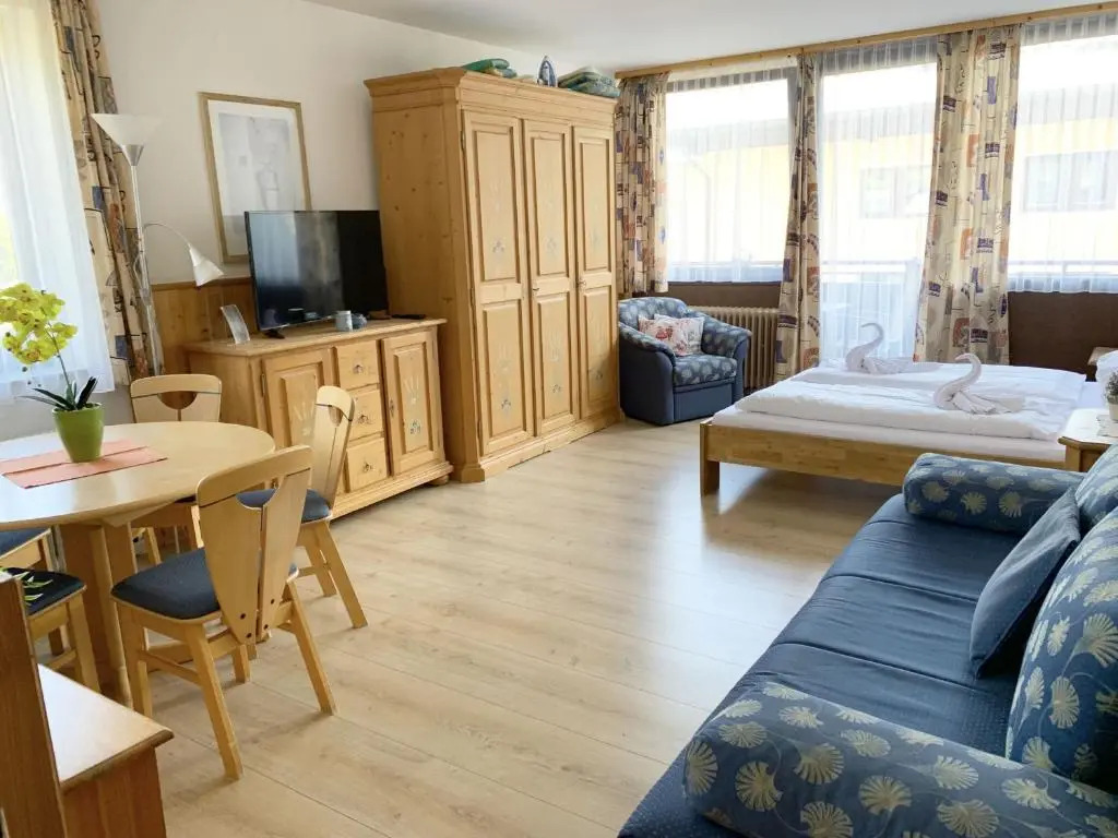 Family-friendly Deluxe Studio Apartment-TOP18
