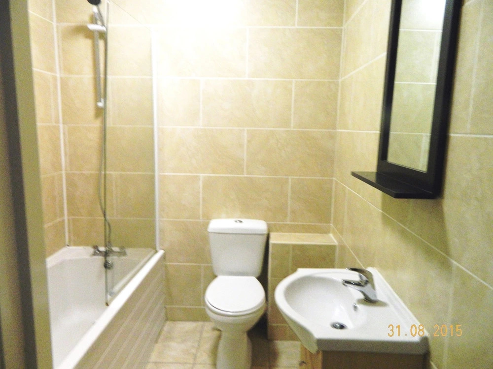 5 Bedroom Upper Maisonette