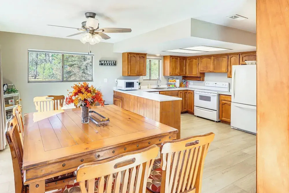 Newly Remodeled Pinetop-lakeside Gem: Near Lakes!