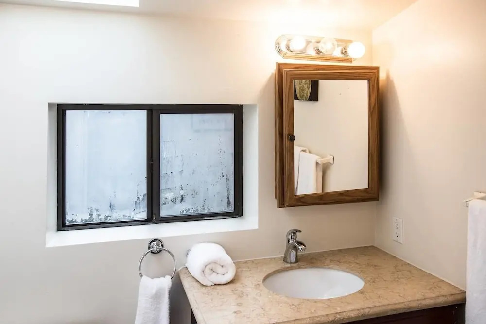 Lake Daze Getaway Beautiful Seattle 3 bd 1 ba