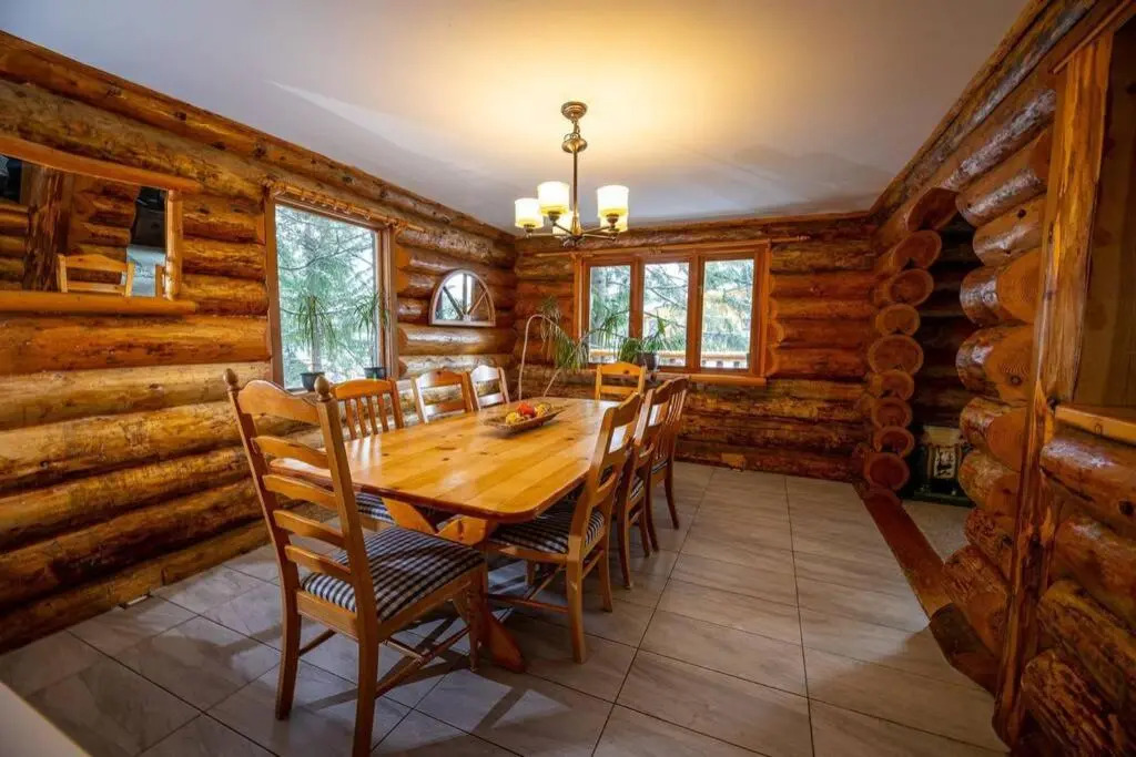 Sitka Alpine Log Cabin