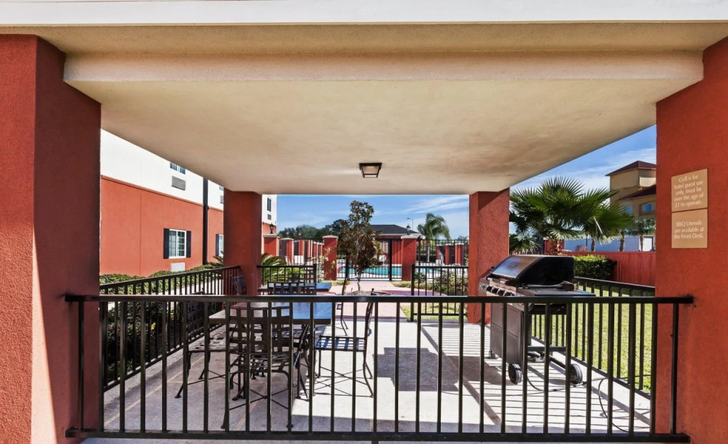 Candlewood Suites Deer Park by IHG