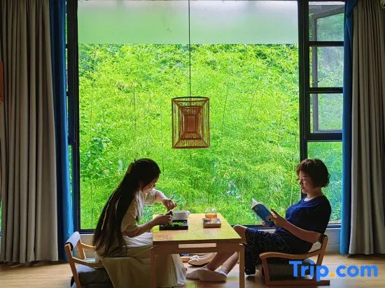 Mount Qingcheng Banshan Guishu Private Hot Spring Homestay