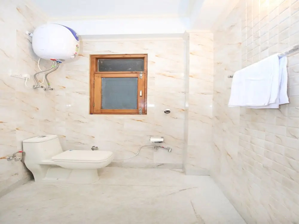 OYO 10860 Home Modern 3BHK New Shimla