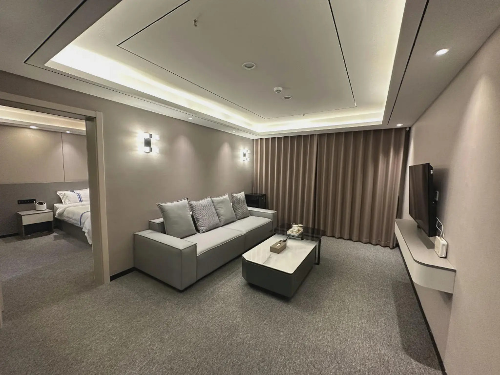 Yuyang Hotel