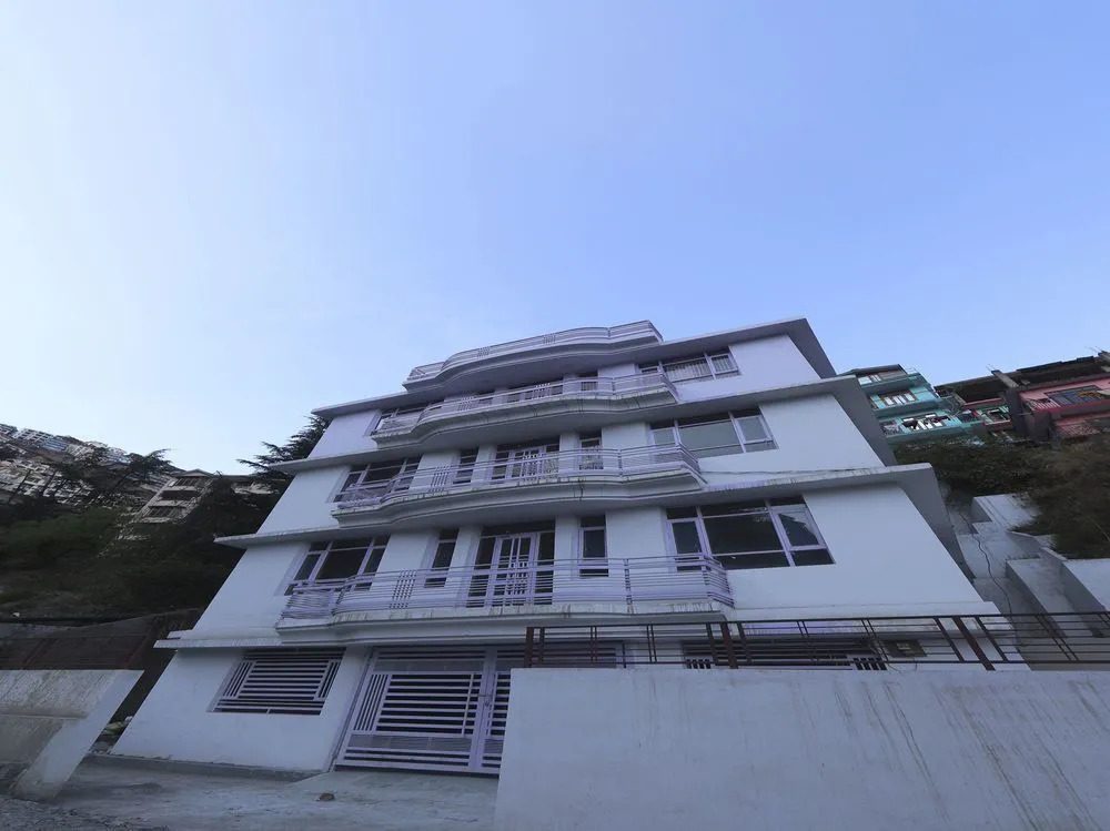 OYO 12695 Home Cosy 5BHK Himuda Sanjauli