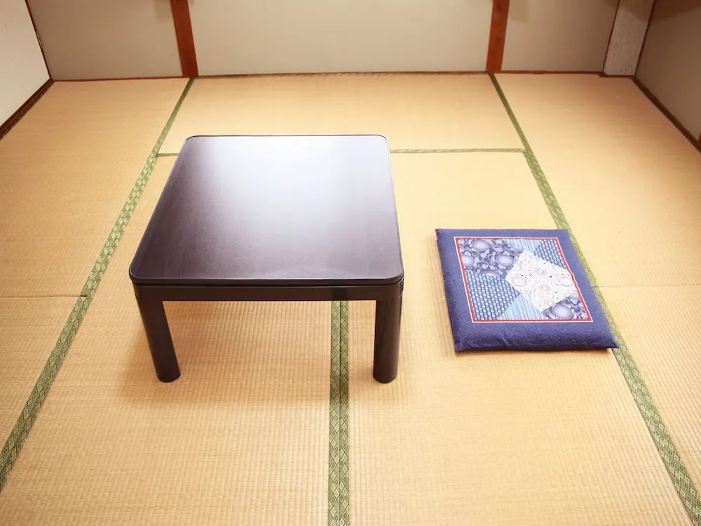 OYO Hotel Shinkaisou Oita Takajou