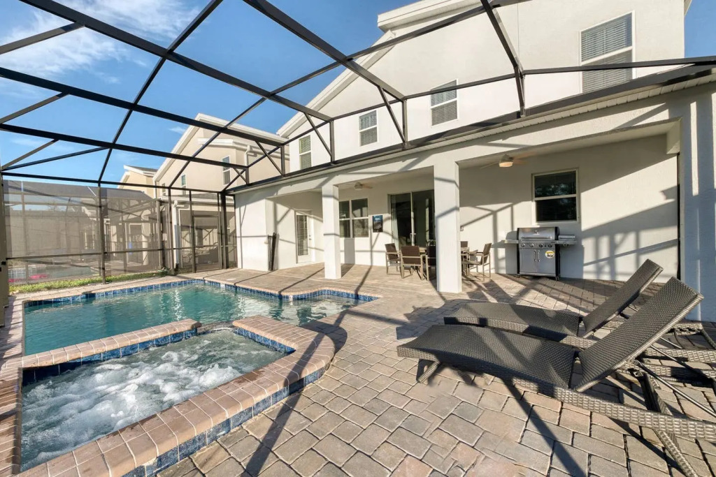 Beautiful home with game room