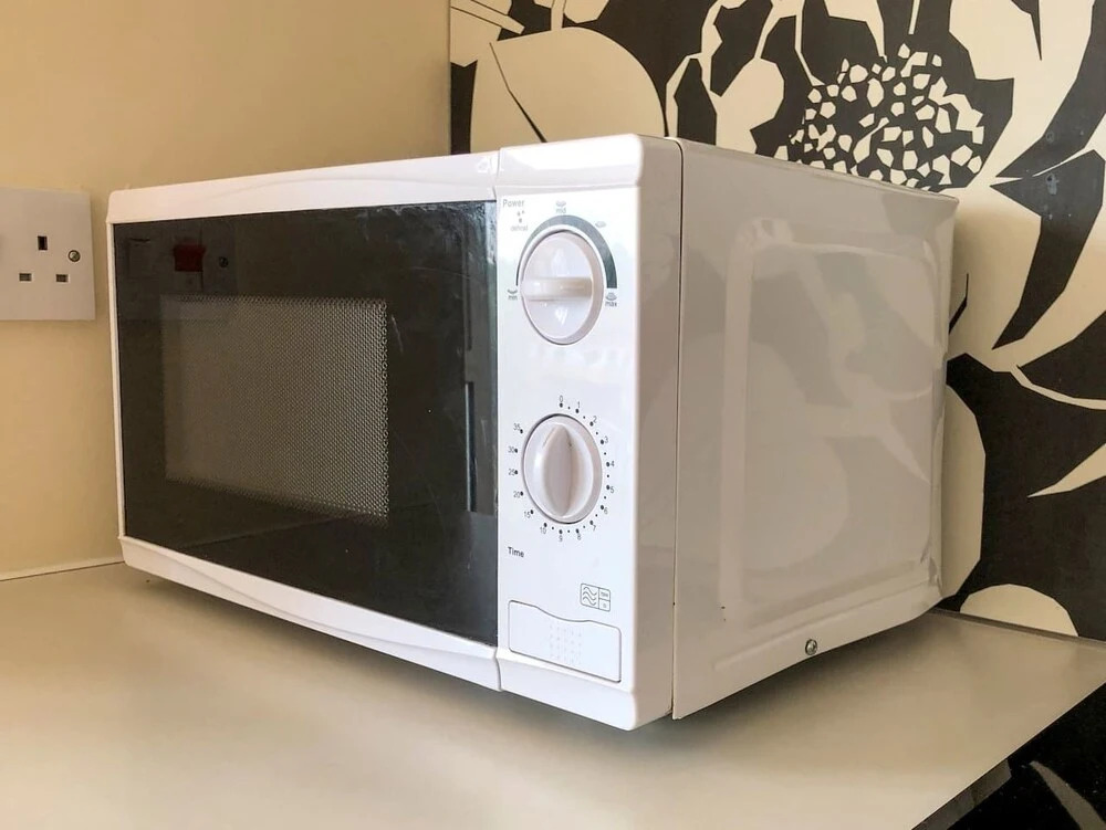 Convenient 1Br Flat Near City Centre