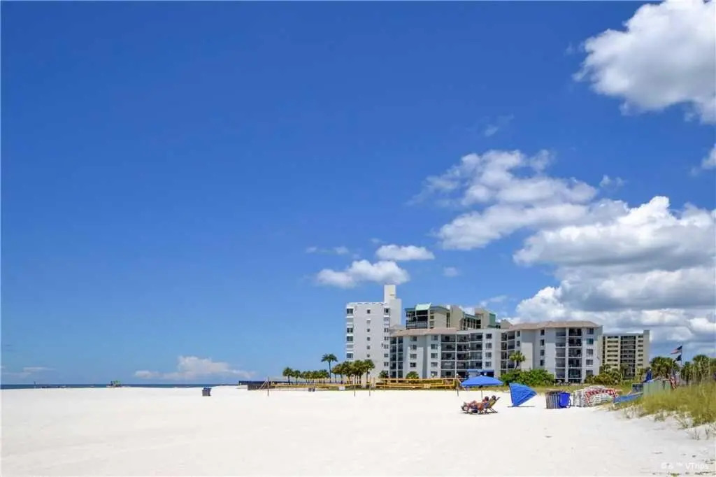 Waves 17, 1 Bedroom, Sleeps 4, Pool View, Heated Pool, Bbq, Wifi