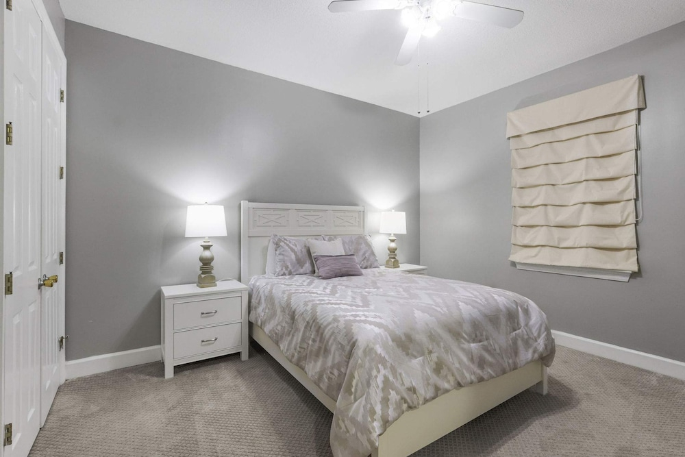 Grand Pointe 313- Gulf Front 3 Bedrooms 3 5 Baths 3rd Floor Huge Balcony