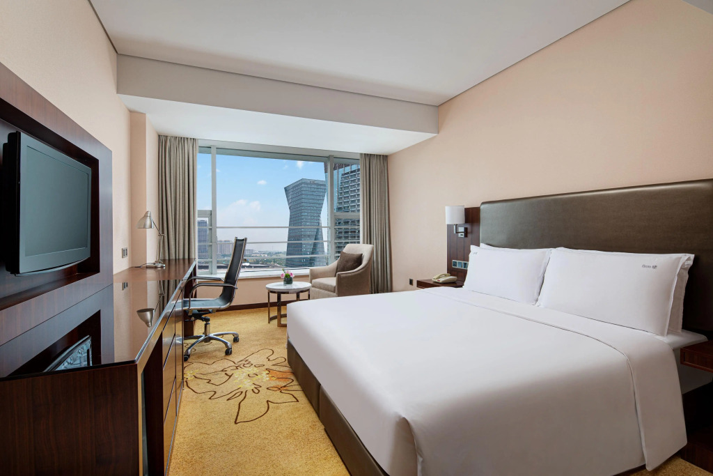 Holiday Inn West & East Century City