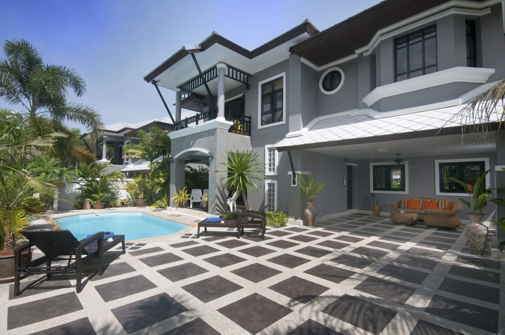 Baan Santhiya Villa 2