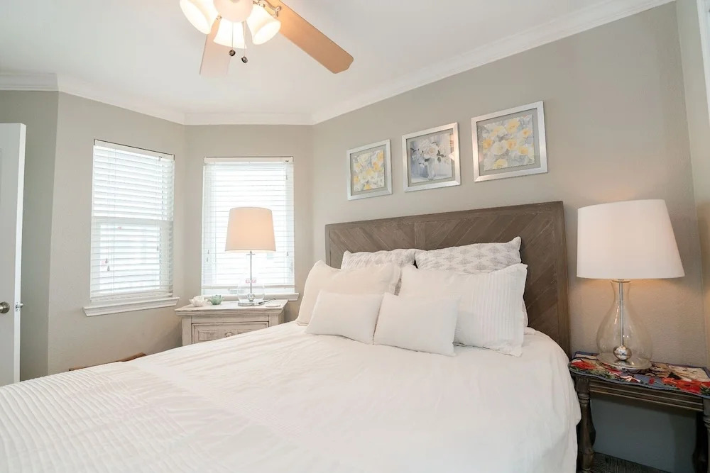 Sandy Toes 1 Bedroom Condo