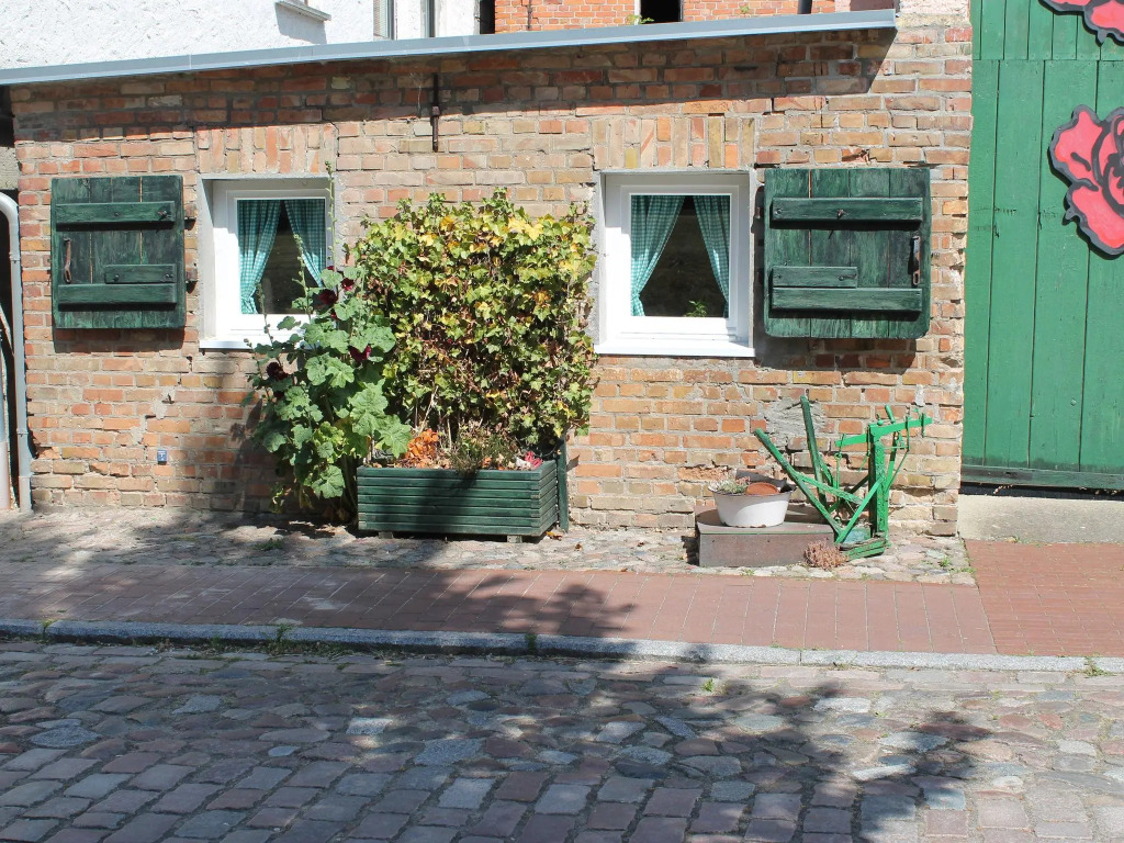 Beautiful Apartment in Damgarten with Garden