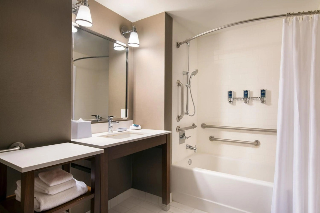 Four Points By Sheraton At Phoenix Mesa Gateway Airport