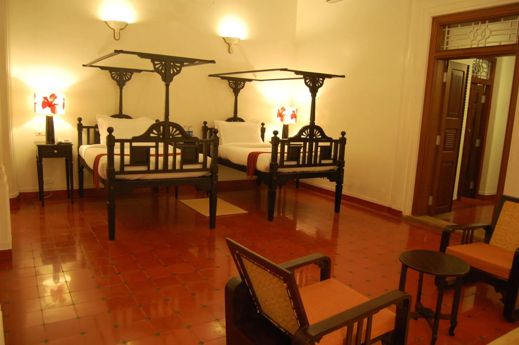 Visalam- Cgh Earth