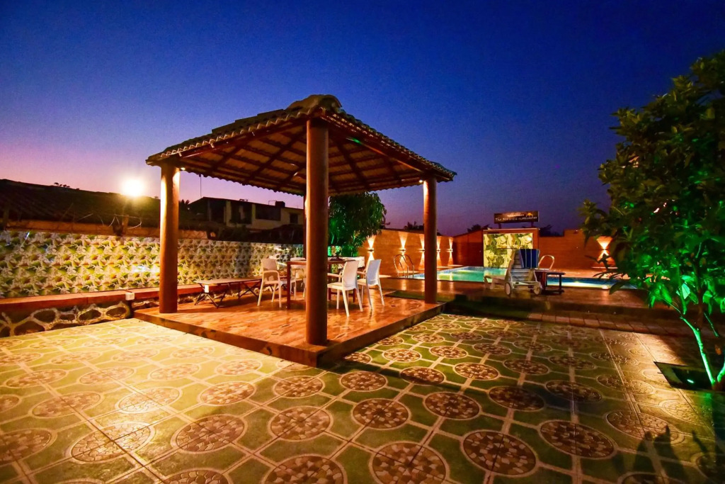 Green Meadows Large Pool & Garden by 23 Villa Stay