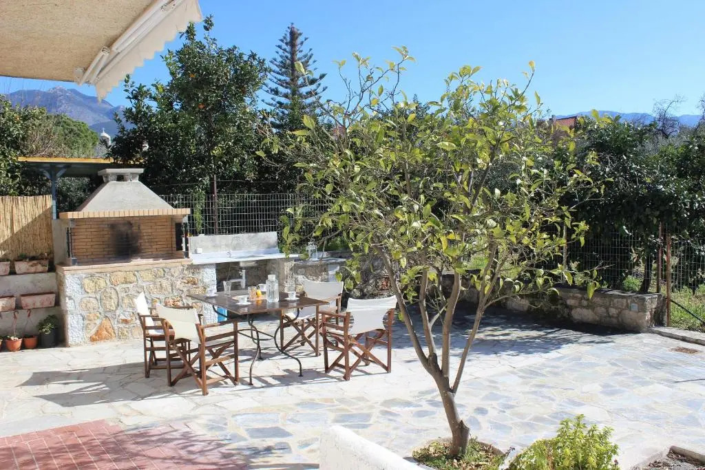 Minas new apartment 2mins walking from Stoupa beach