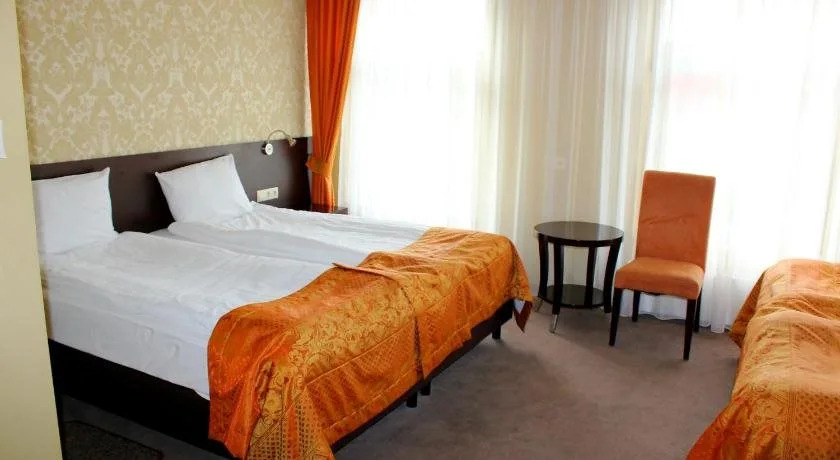 Hotel Santana