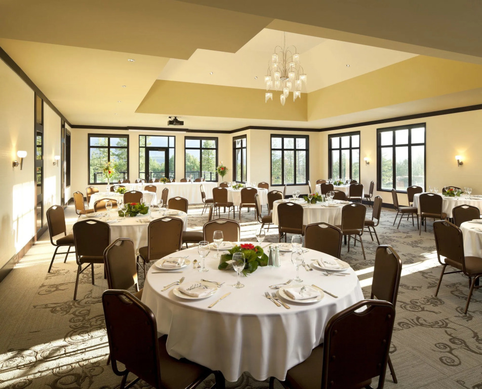Copper Point Resort