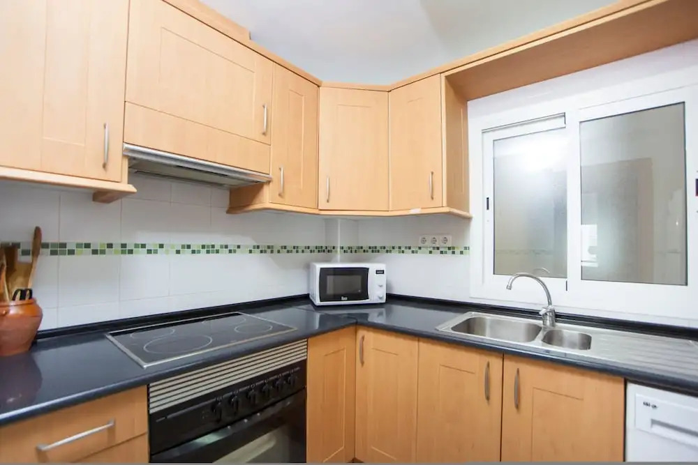 Curling in Alc dia With 3 Bedrooms and 1 Bathrooms