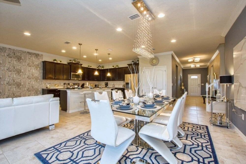 Amazing House! Windsor at Westside - 8817MD