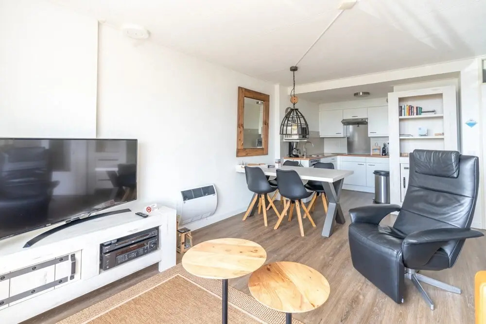 Nice Apartment Near the Beach