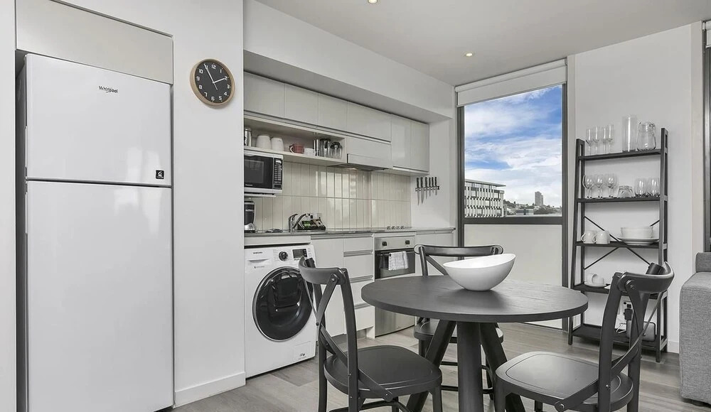 QV Ultra Modern Harbour Apartment - 856