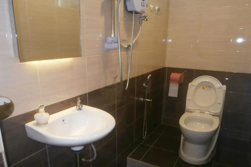F.M GUESTHOUSE