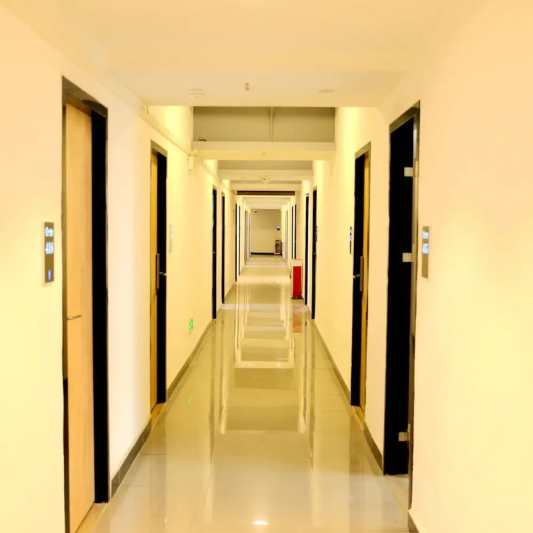 Yimi Hotel Sanyuanli Subway Station