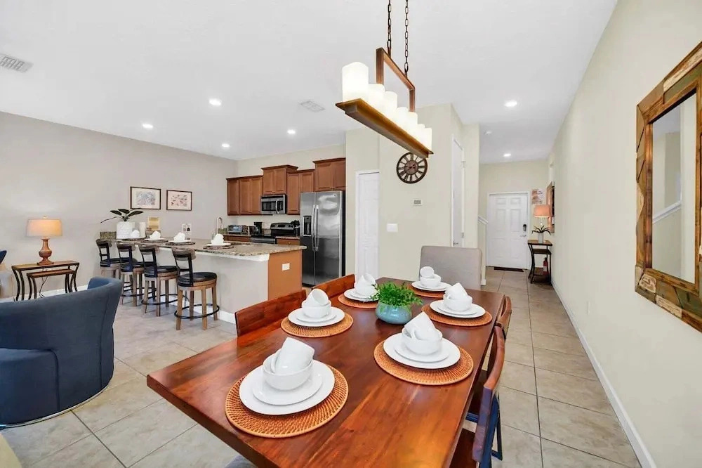 Lovely Family Home 8-10 min to Disney